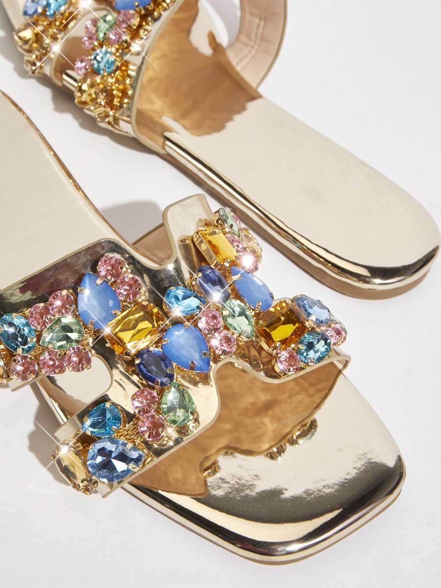 Luxe-inspirerade vita slides med sele