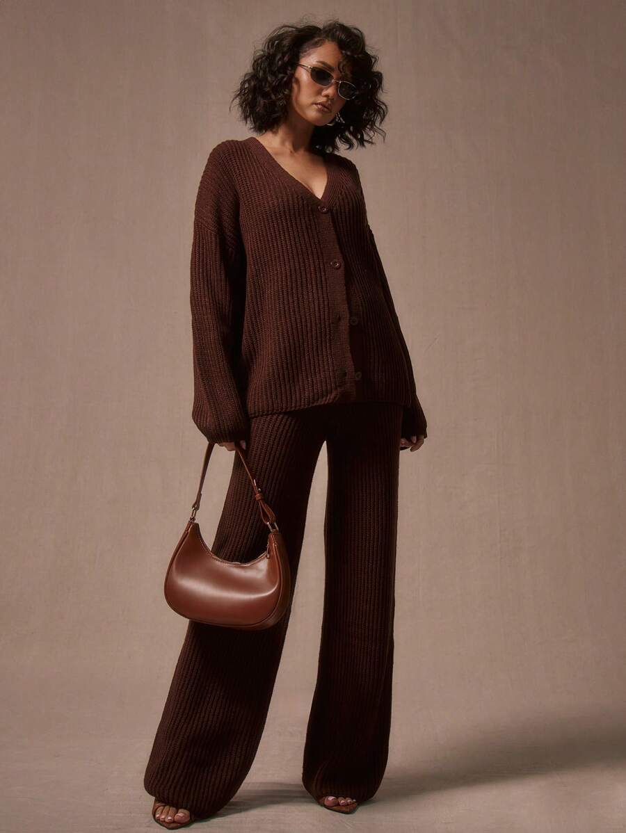 Vida stickade byxor i Y2K-stil