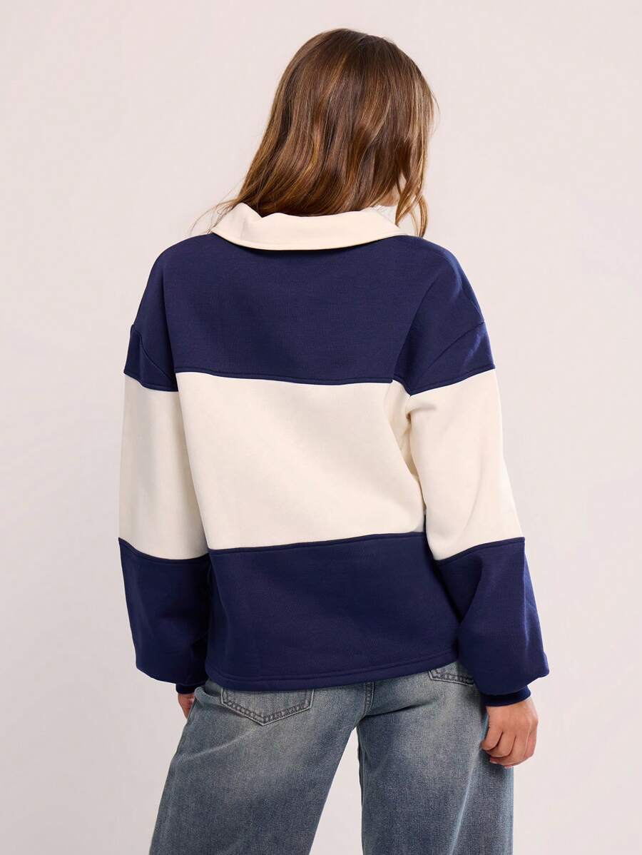 Massa randig collagetröja med krage