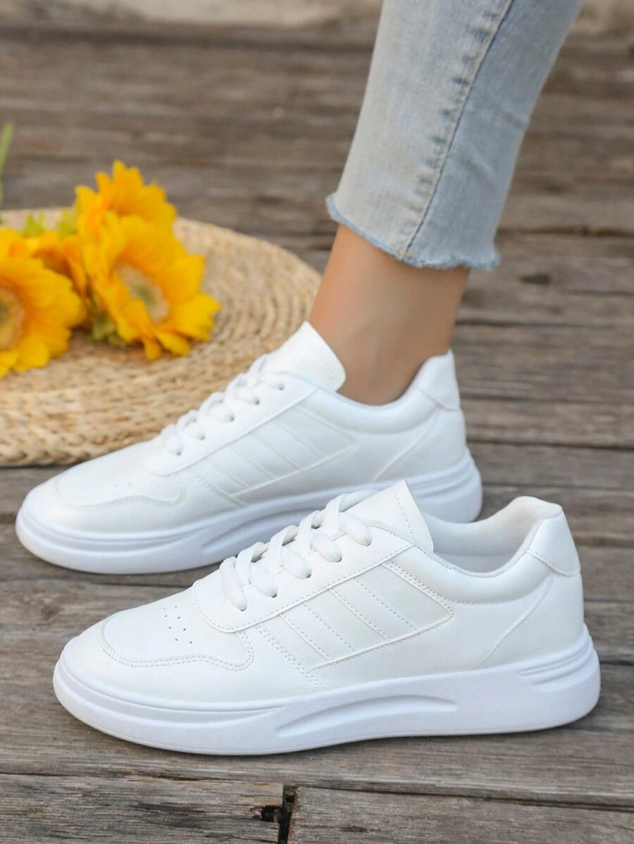 Låga vita sportskor – dam