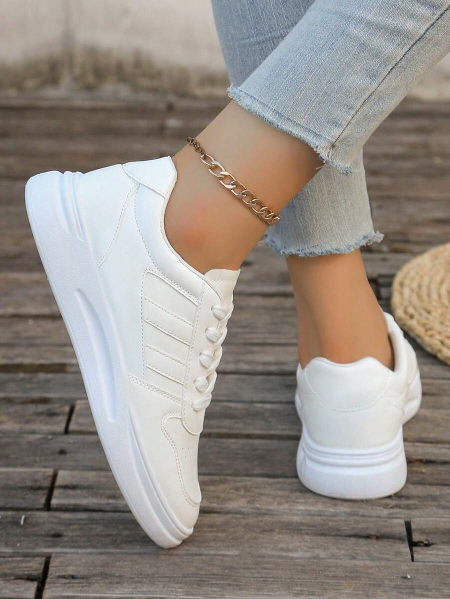 Låga vita sportskor – dam