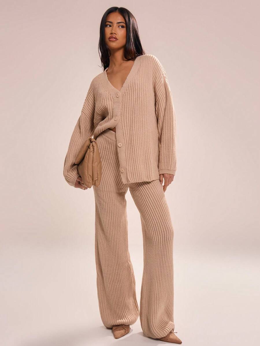 Vida stickade byxor i Y2K-stil