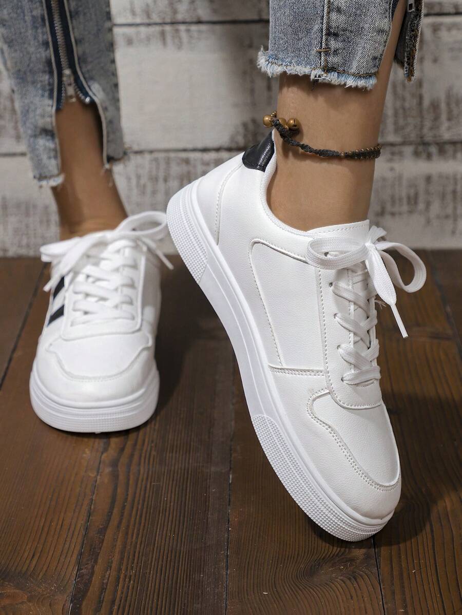 Låga vita sportskor – dam