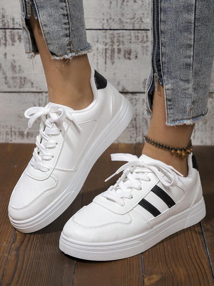 Låga vita sportskor – dam