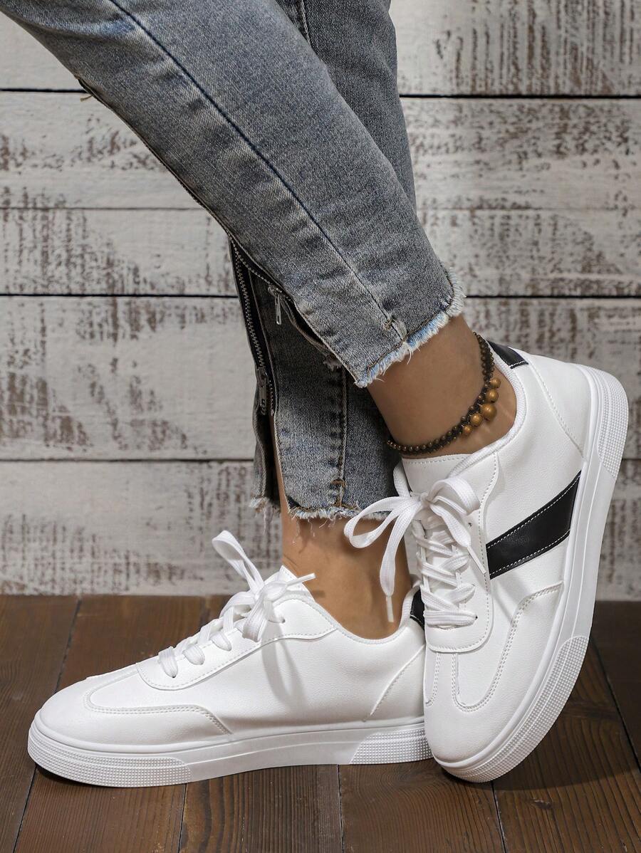 Låga vita sportskor – dam