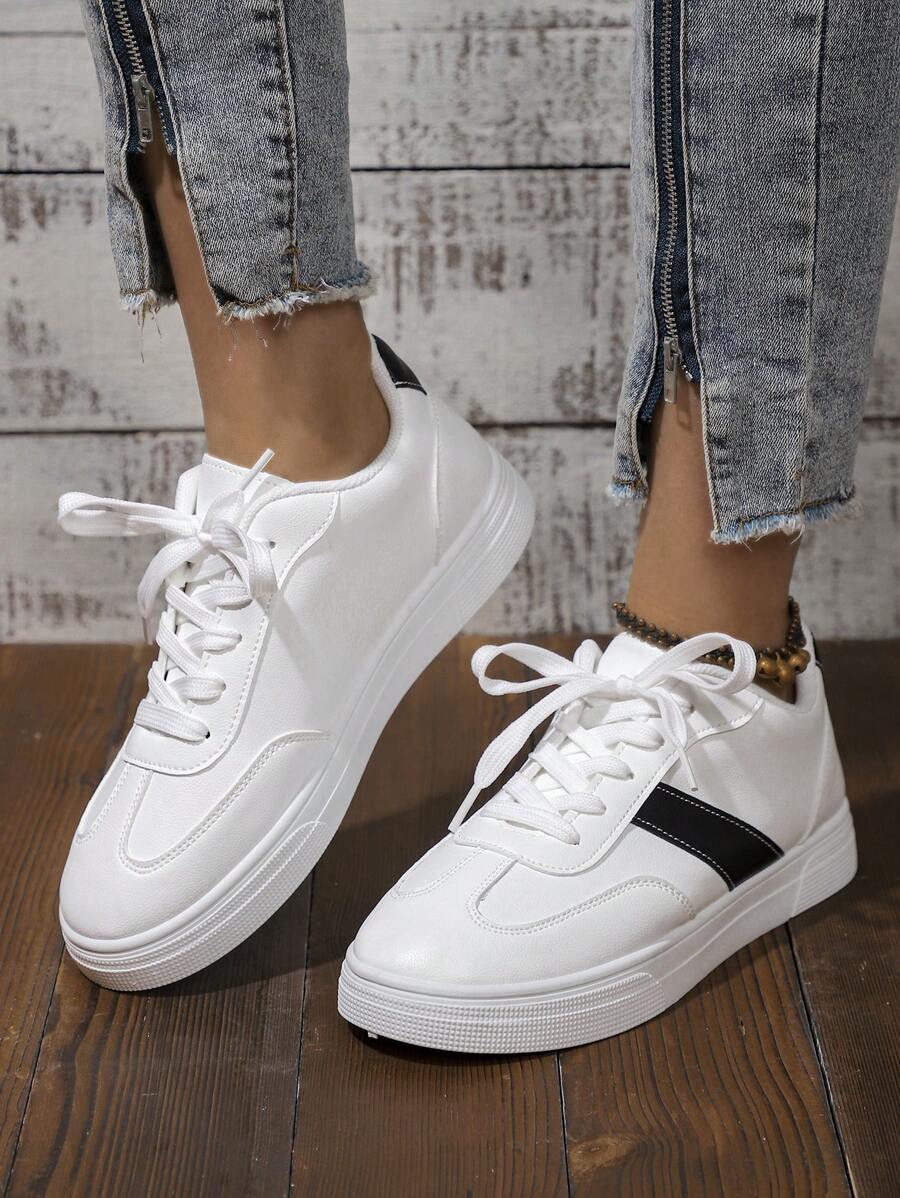 Låga vita sportskor – dam