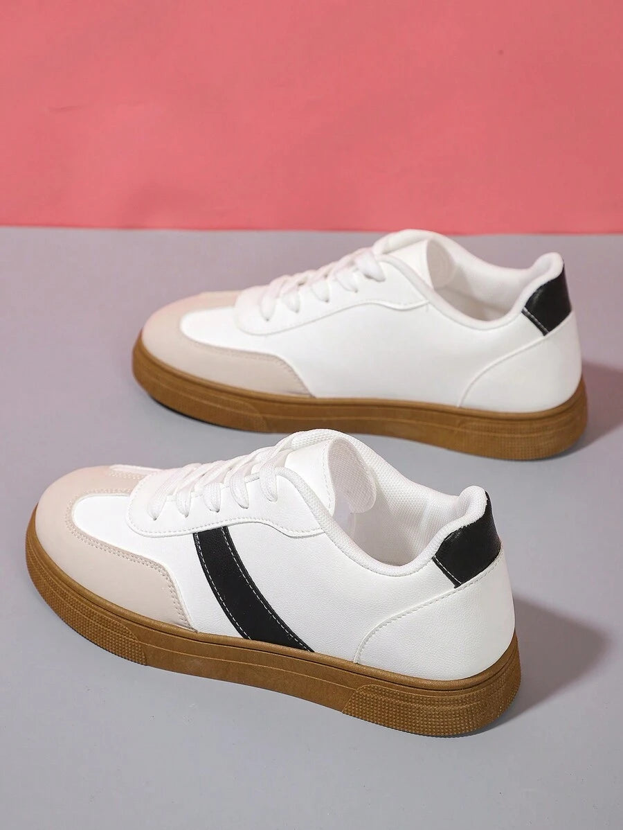 Låga vita sportskor – dam