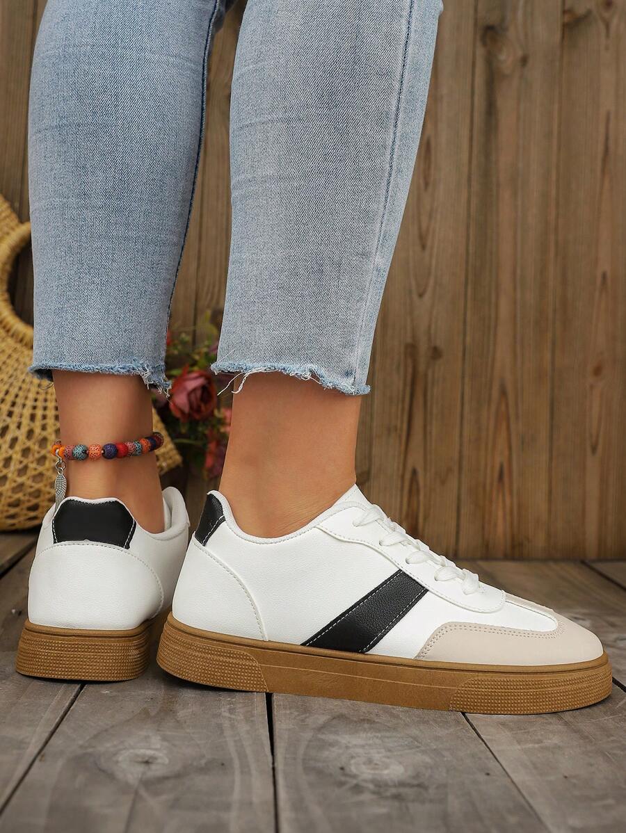 Låga vita sportskor – dam