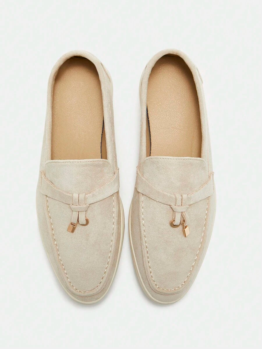 Damloafers med spetsig tå