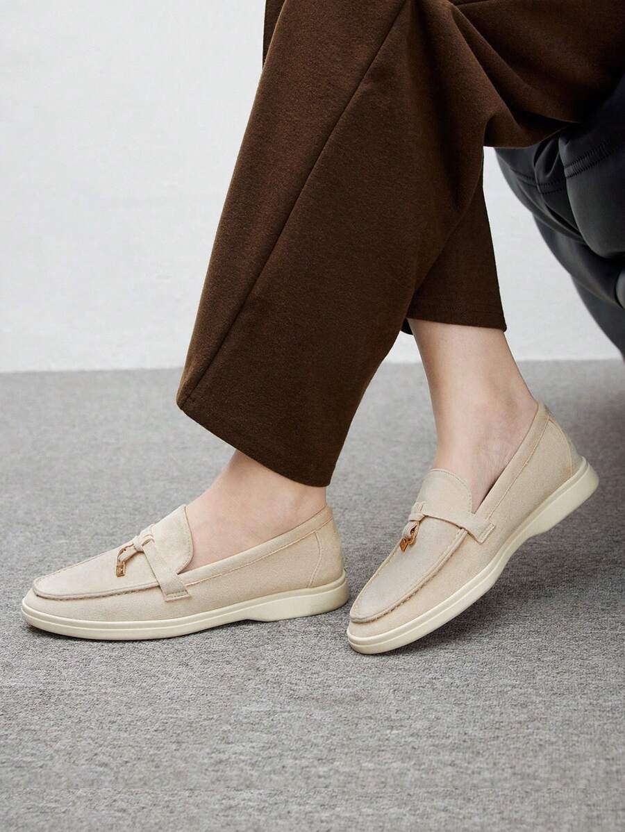 Damloafers med spetsig tå