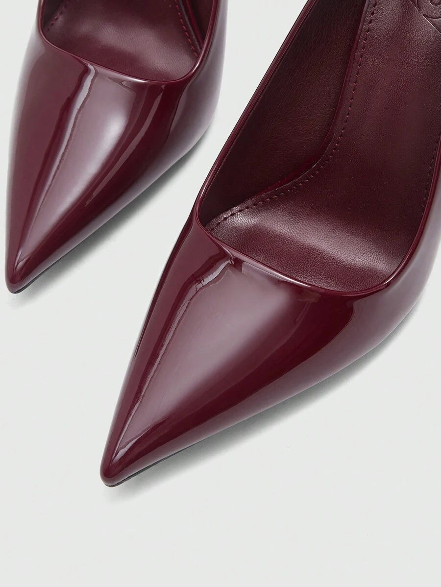 Eleganta pumps med spetsig tå