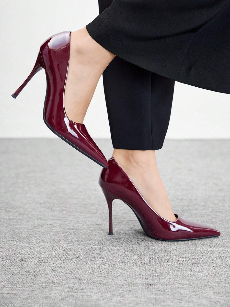 Eleganta pumps med spetsig tå