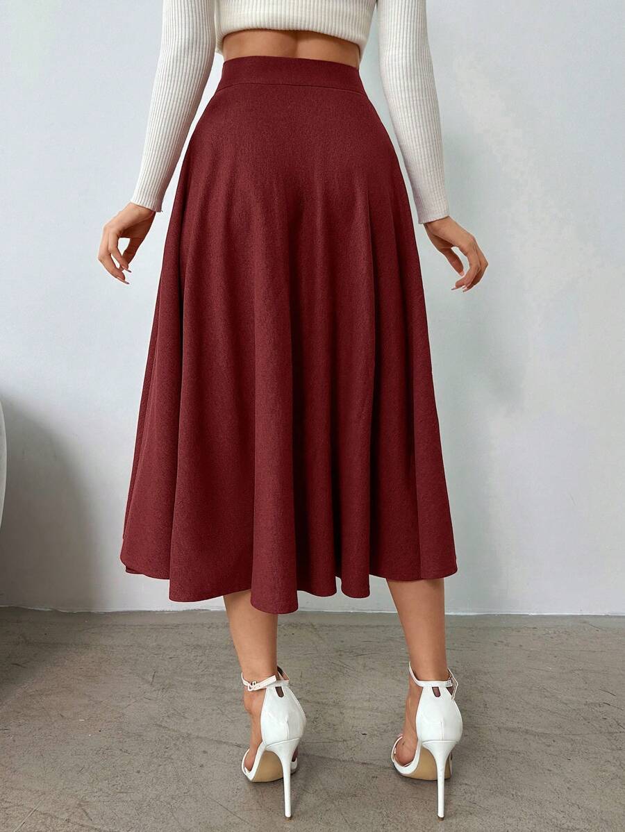 Klassisk medellång kjol