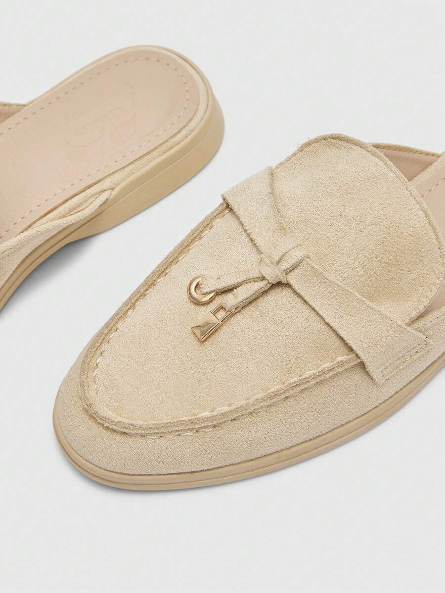 Damloafers med spetsig tå