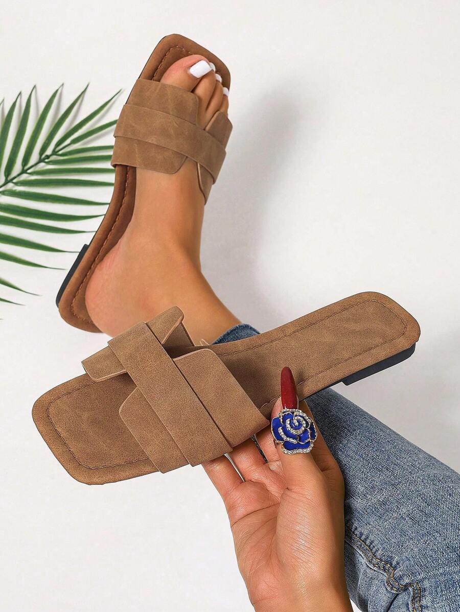 Slip-in tofflor för dam – låg klack