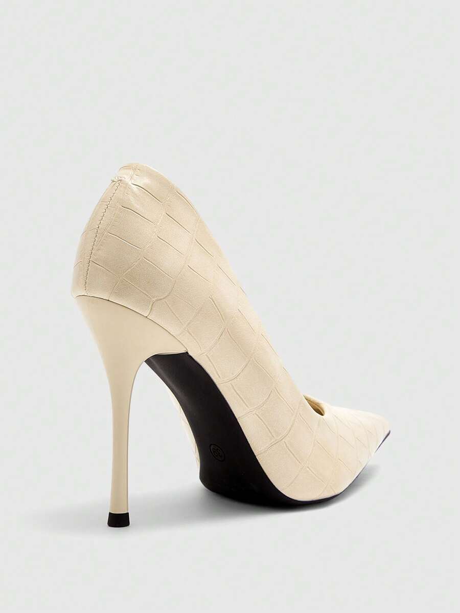 Eleganta pumps med spetsig tå