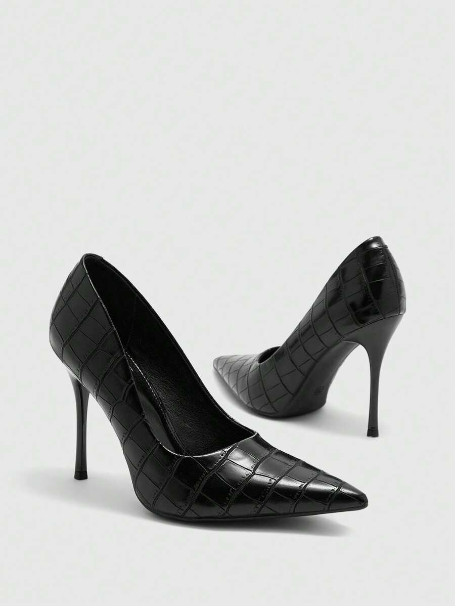 Eleganta pumps med spetsig tå