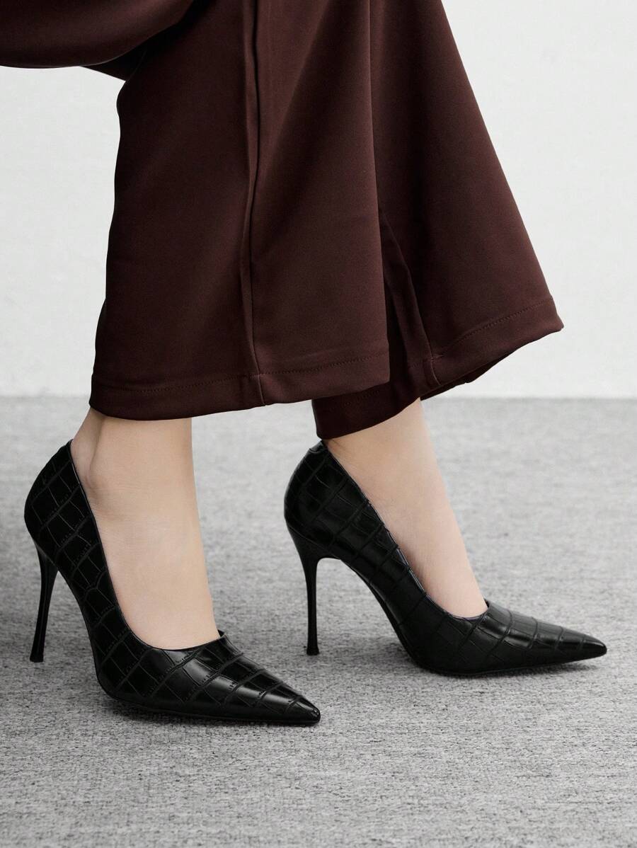 Eleganta pumps med spetsig tå