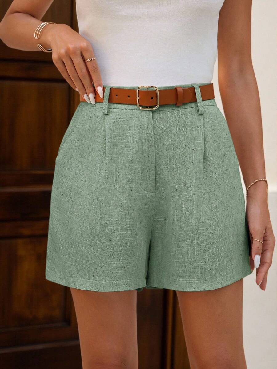 Linneshorts med Bambu­detaljer