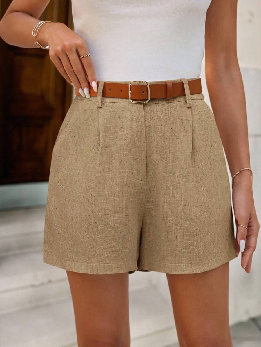 Linneshorts med Bambu­detaljer
