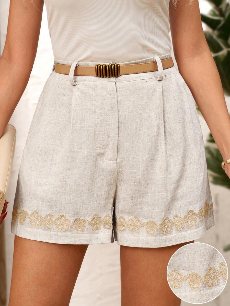 Linneshorts med Bambu­detaljer