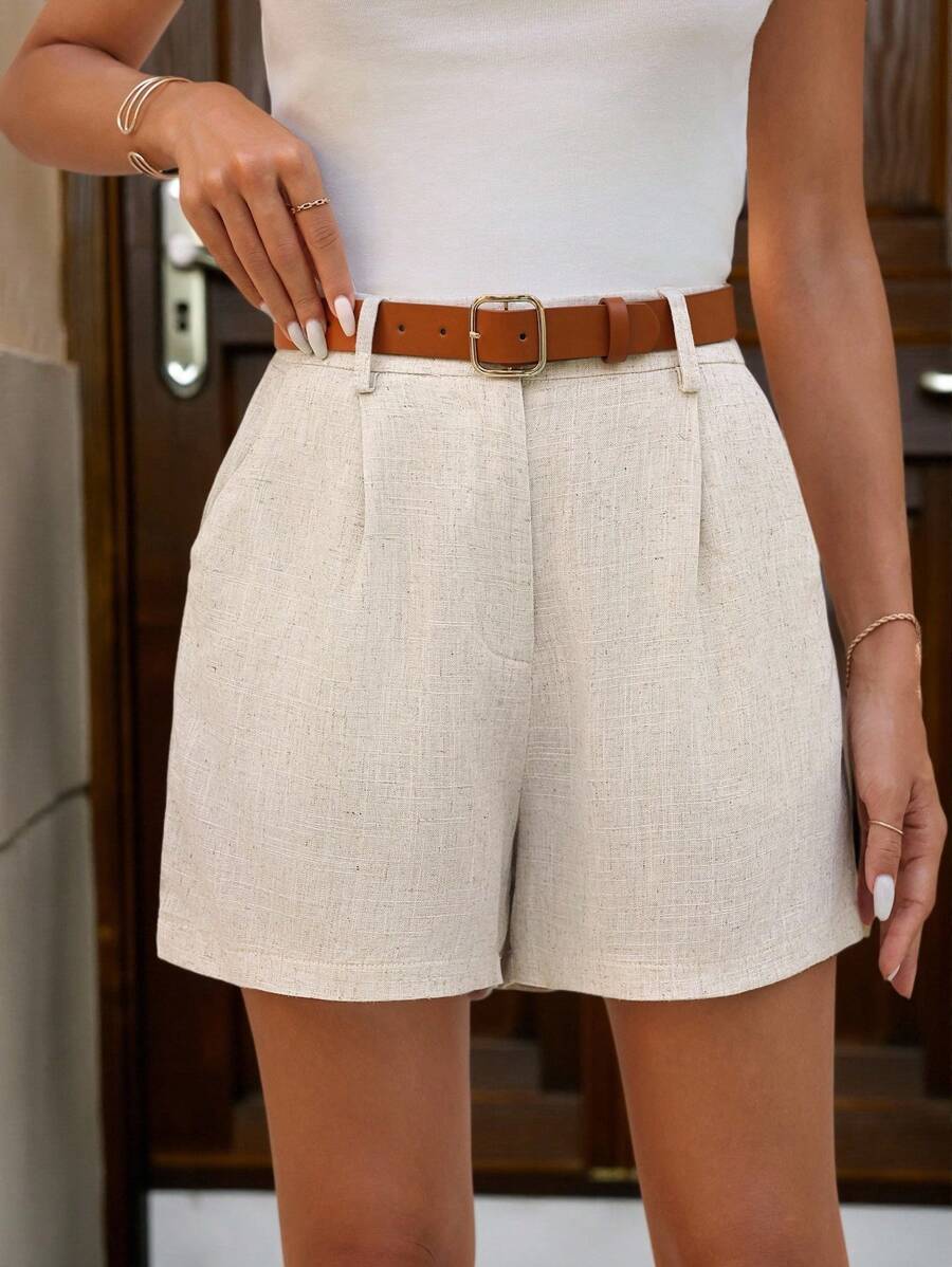 Linneshorts med Bambu­detaljer