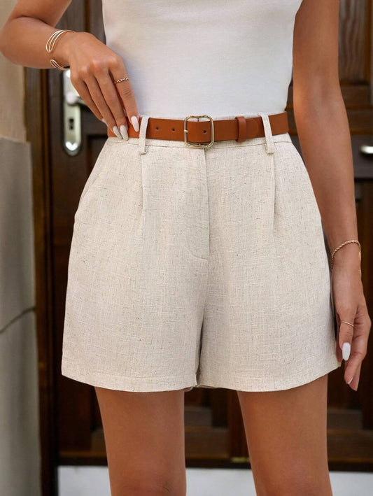 Linneshorts med Bambu­detaljer