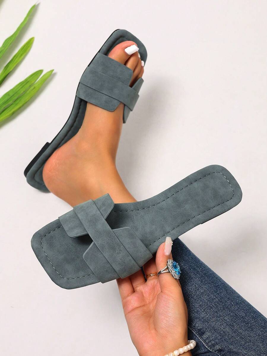 Slip-in tofflor för dam – låg klack