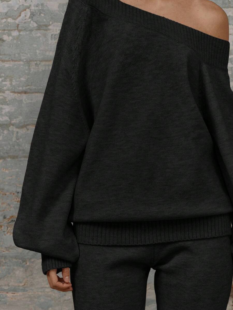 Asymmetrisk ribbstickad topp