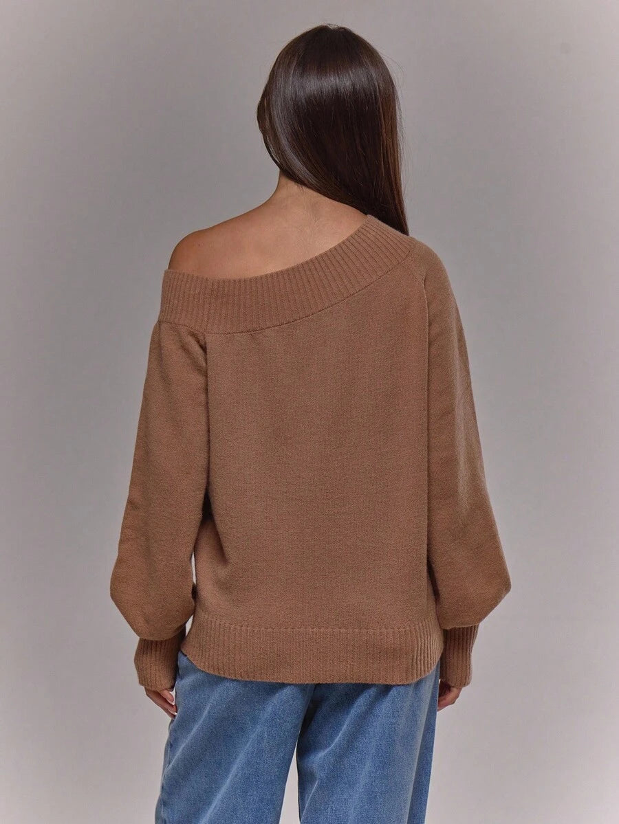 Asymmetrisk ribbstickad topp